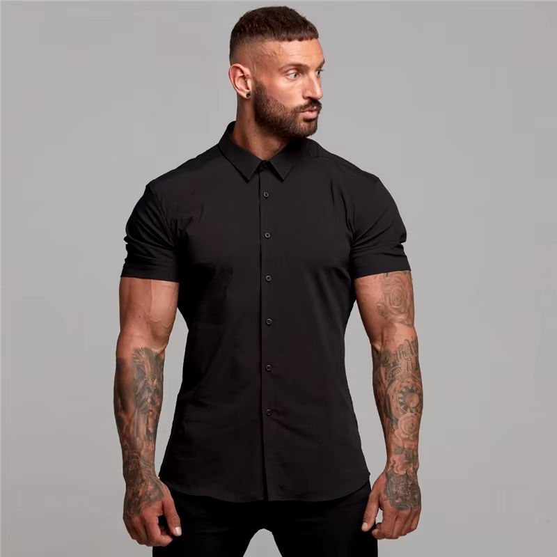 The Classic Button-Up - Schwarz